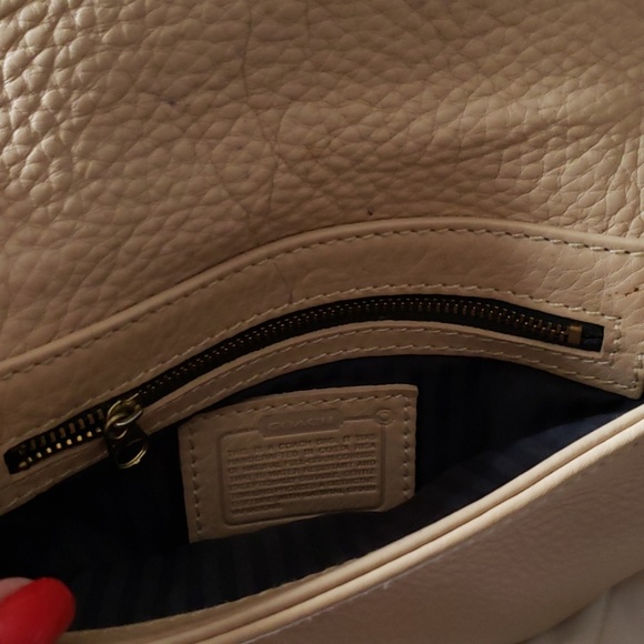 Coach Handbag 👜 - Picture 4 of 4